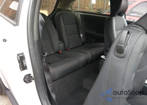 2011 Volvo C30 T5/T5 R-Design from USA, damaged, VIN YV1672MK4B2210809